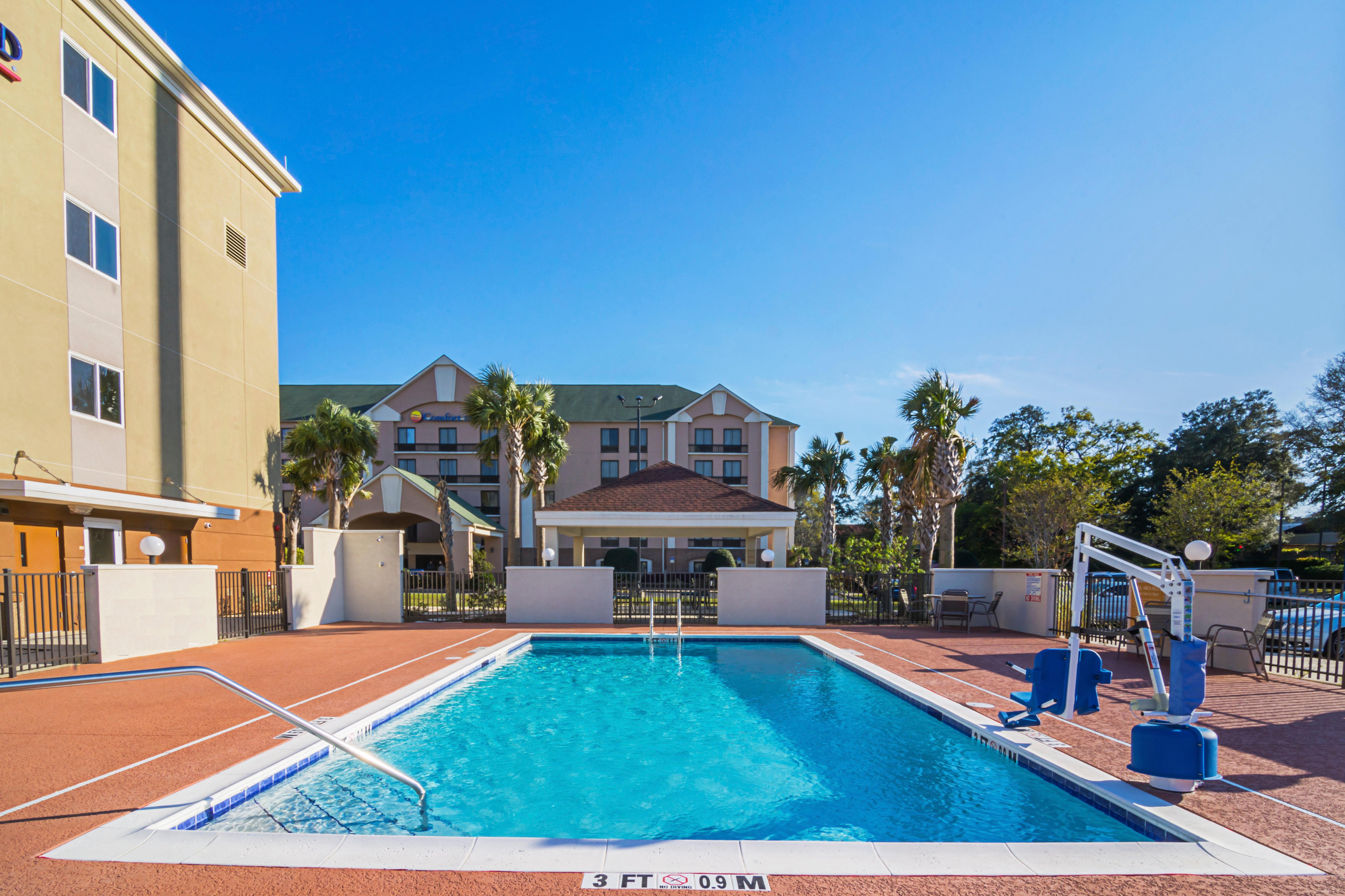 Candlewood Suites - Pensacola - University Area By Ihg Exterior photo