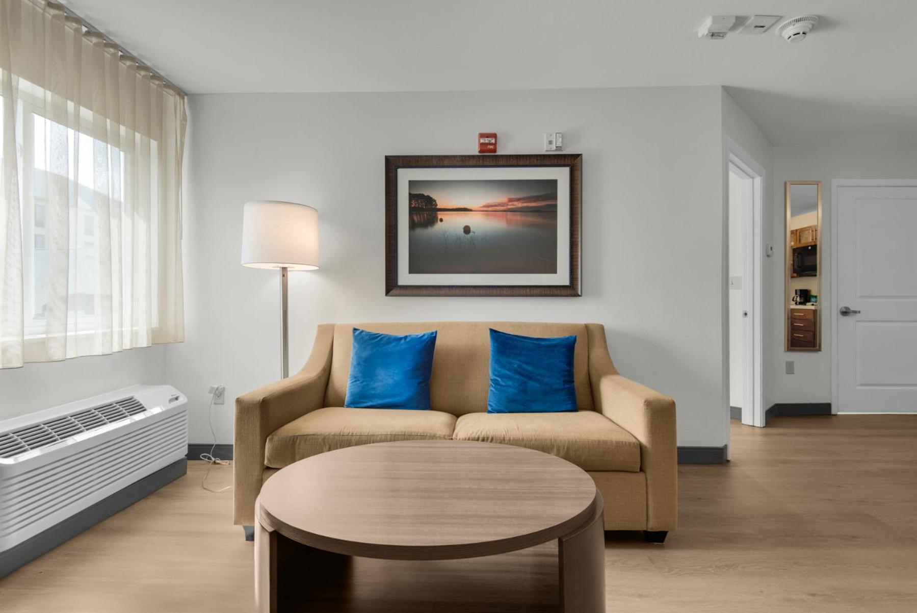 Candlewood Suites - Pensacola - University Area By Ihg Exterior photo