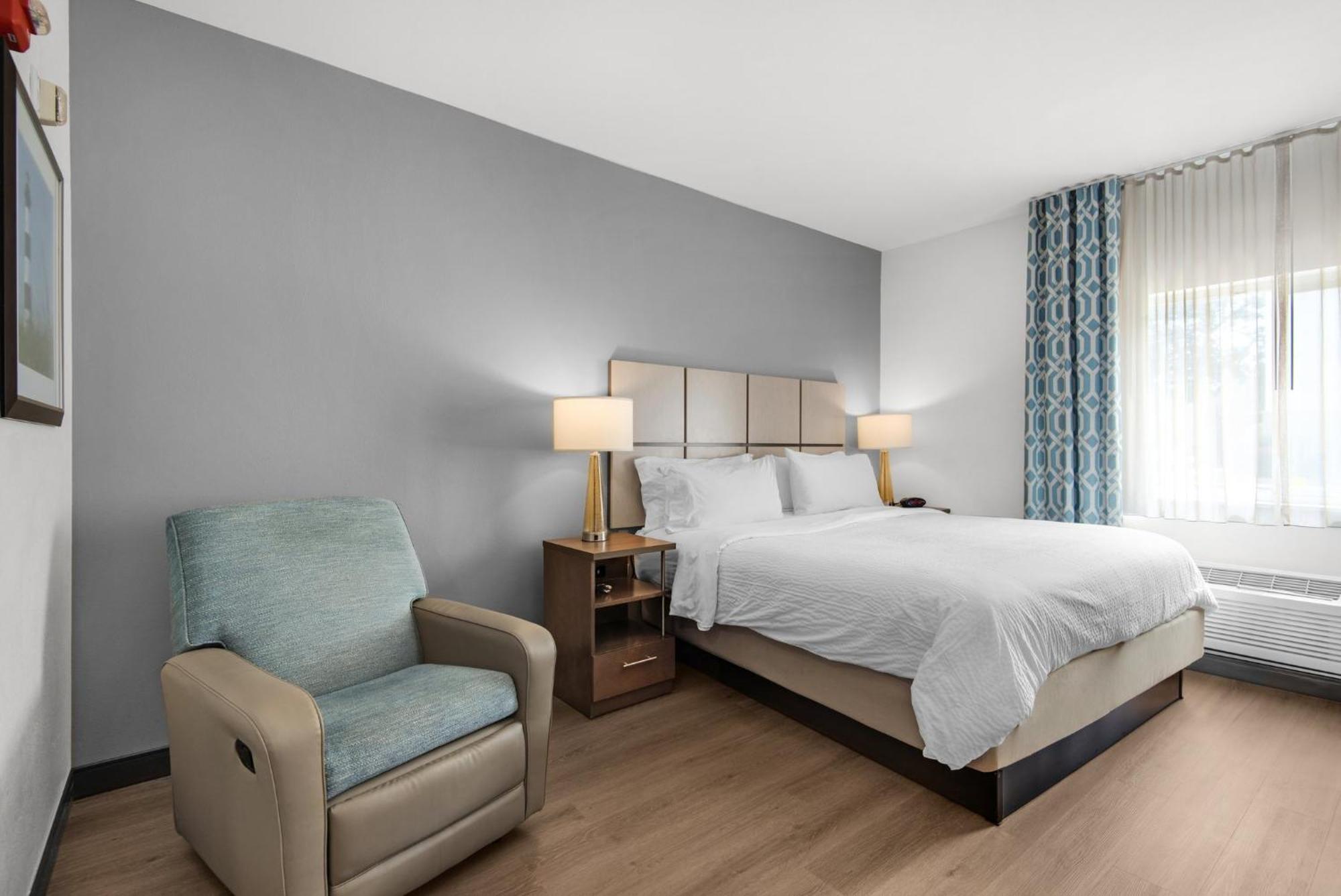 Candlewood Suites - Pensacola - University Area By Ihg Exterior photo
